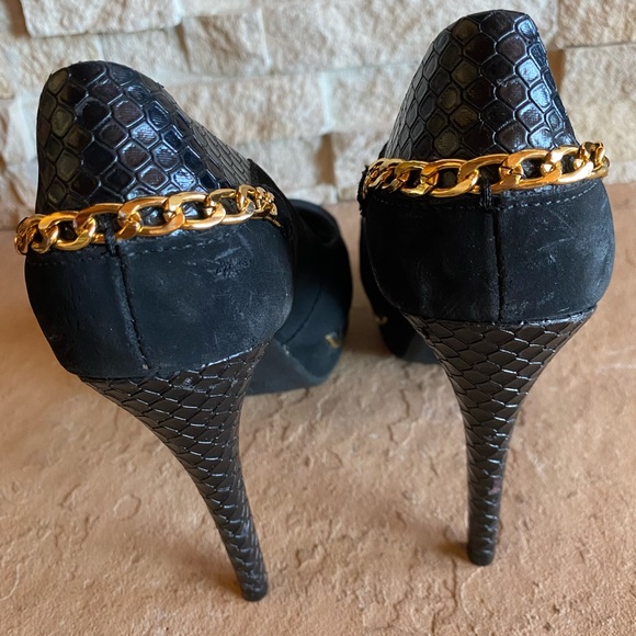 Stunning black & gold pattern heels | women shoes - Picture 3 of 7